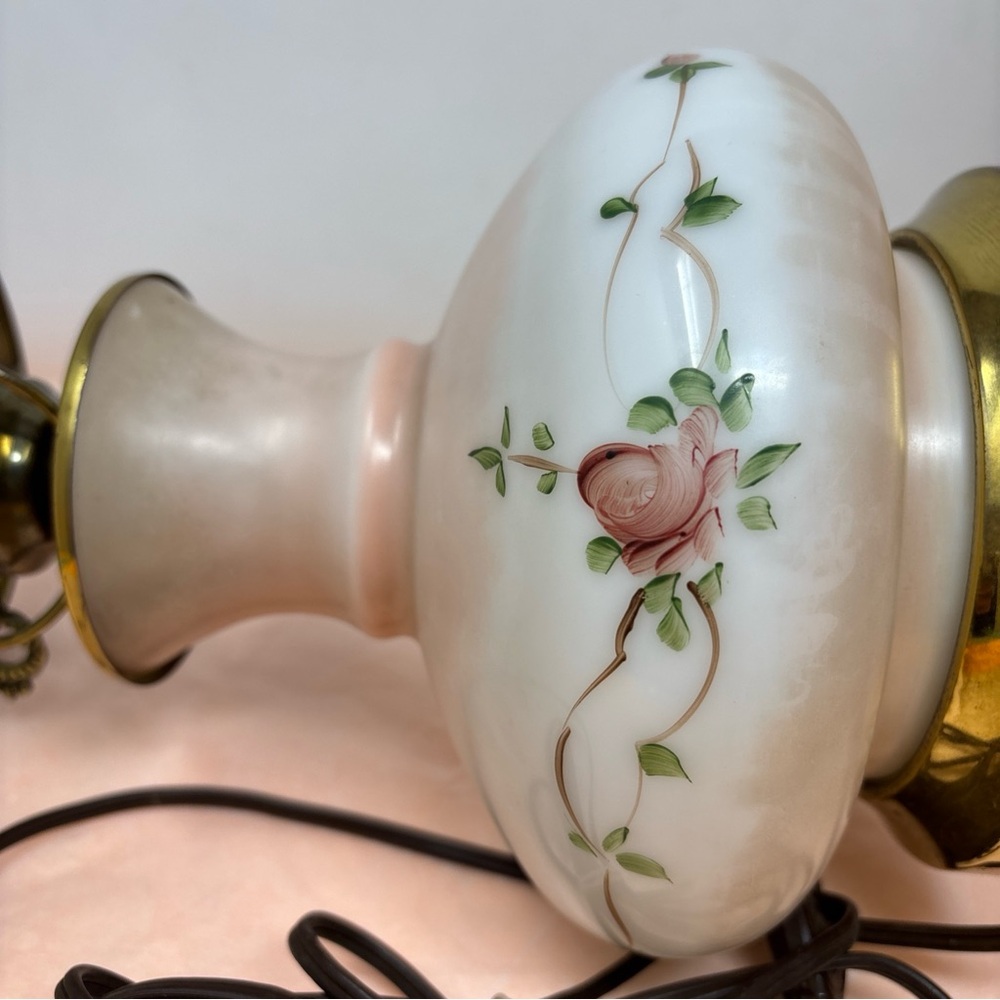 Vintage Floral White Glass Table Lamp with Pink Rose Detail • no top • works - Picture 15 of 16